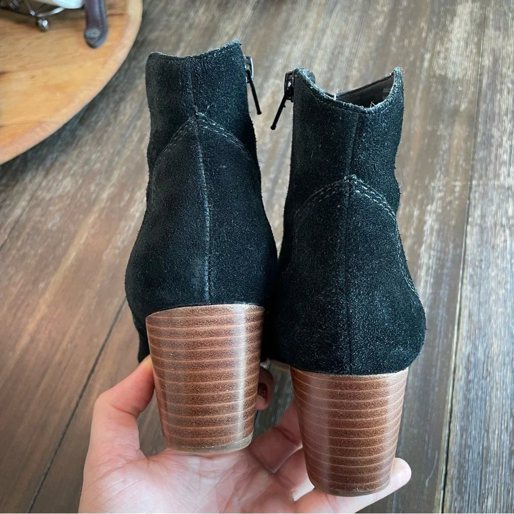 Aldo Women's Marecchia Black Suede Block Heel Ankle Boots Size 6.5